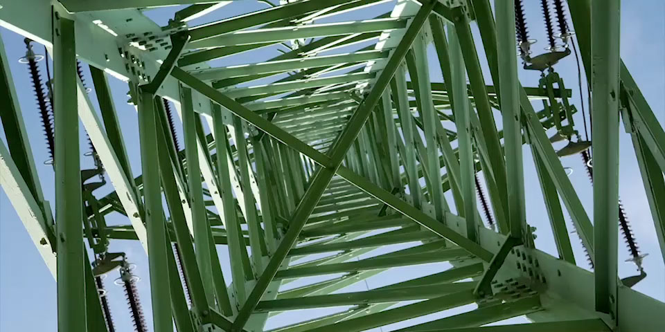 Gittermast von unten